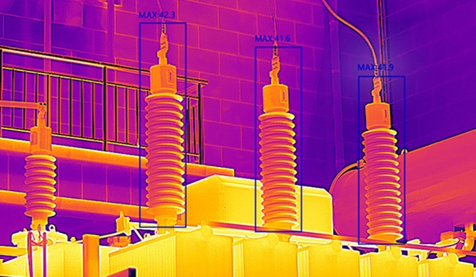 Echtzeit-Temperatur messung zur Gewährleistung der Kabel qualität-Anwendung von Wärme kameras im Kabel verguss